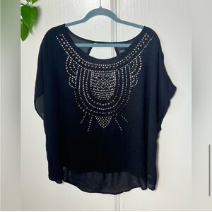 Torrid Black Rivet Sheer Short sleeve
Blouse with Cut out back Women's 2X